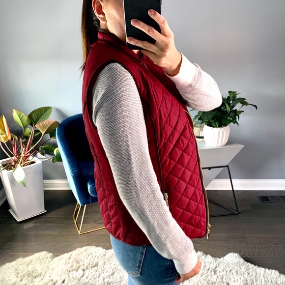 🏷Huff Puffer Vest Plum Red - Picture 2 of 5